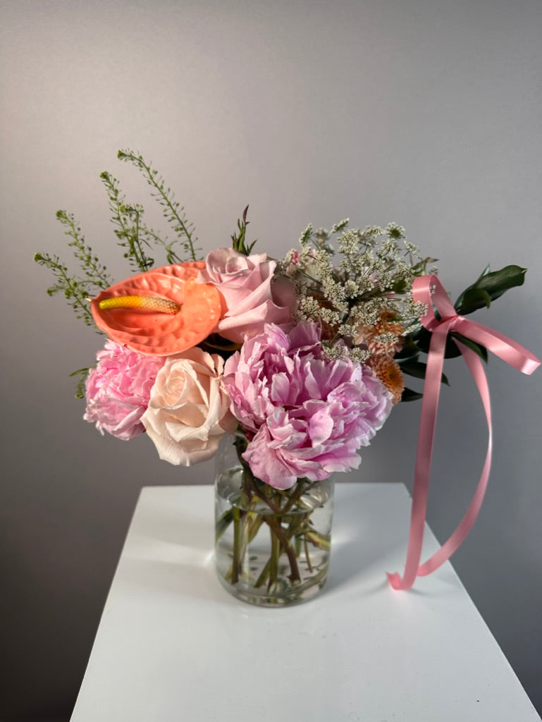 Omakase Vase Arrangement