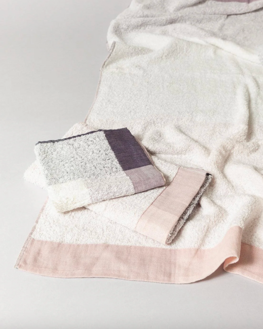 Palette Towel (L) Bath Towel